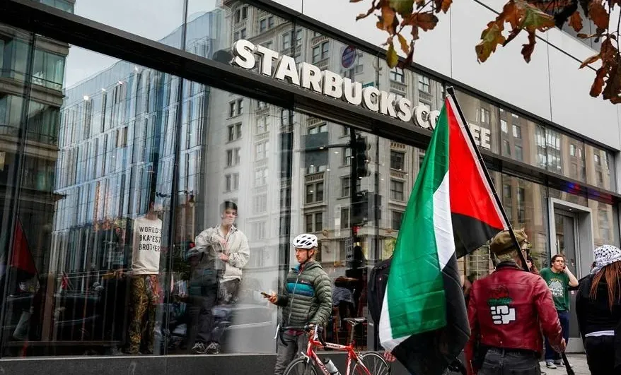 Starbucks Loses USD11 Billion in Market value Amid Boycott