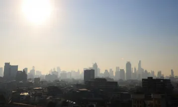 Air Pollution In Bangkok and Surrounding Areas Surpasses Health Standards
