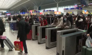 Chinese New Year Travel Rush 2024 Amid Freezing Weather