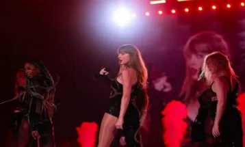 The Taylor Swift concert in Singapore is also Full of Fake Ticket Sellers
