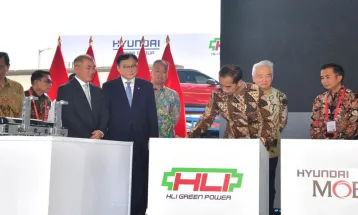 Presiden Jokowi Resmikan Pabrik Sel Baterai Mobil Listrik Terbesar Pertama di Indonesia