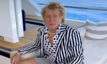 Rod Stewart Positif Covid-19, Tunda Lagi Jadwal 2 Konser