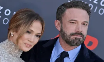 Jennifer Lopez Mengajukan Gugatan Cerai dari Ben Affleck Setelah Dua Tahun Menikah