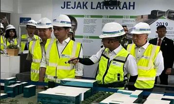 Wapres Gibran Rakabuming Raka Tinjau Perkembangan Proyek MRT Fase 2